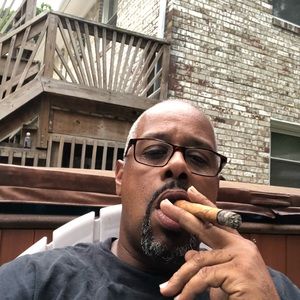 Meet your Posher, Tarik